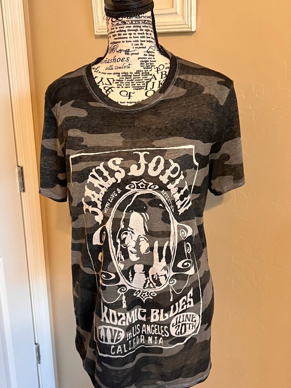 Lucky Brand Black & Gray Camo Graphic Janis Joplin Short Sleeve Tee